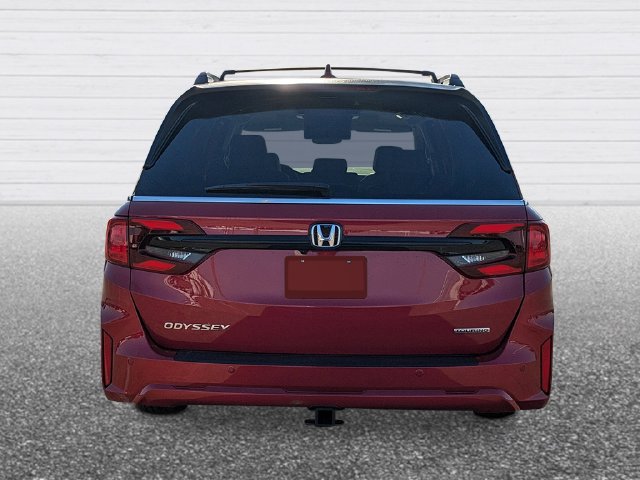 New 2026 Honda Odyssey Touring image 4