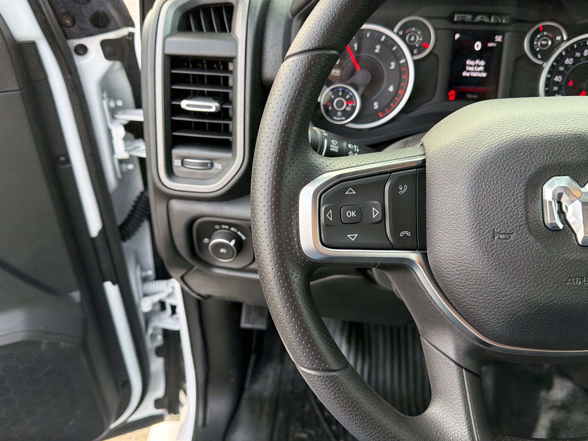 New 2027 RAM 5500 Tradesman w/ Chrome Appearance Group AWD/4WD image 26