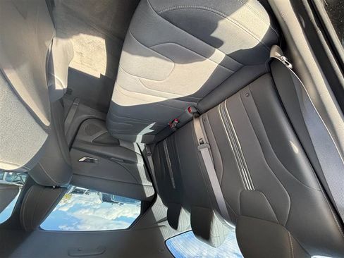 Used 2022 Hyundai Elantra SEL image 12