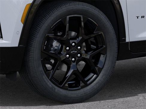 New 2026 Chevrolet Traverse RS FWD image 9