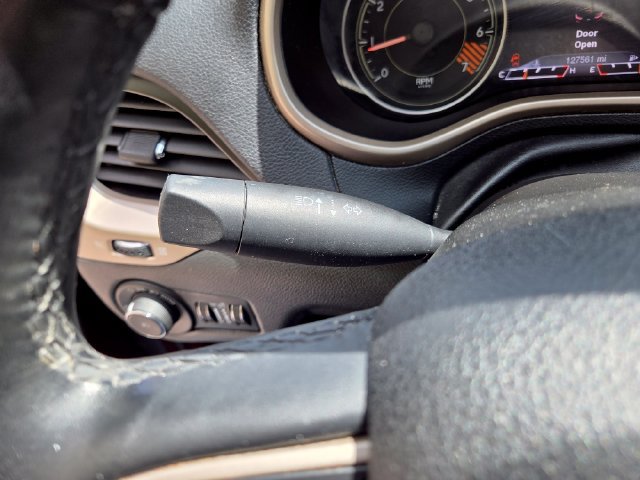 Used 2014 Jeep Cherokee Limited FWD image 23