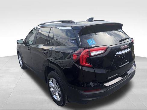 Used 2022 GMC Terrain SLE w/ Driver Convenience Package AWD/4WD image 25
