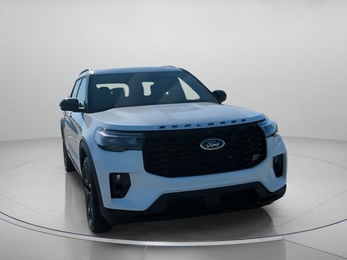 New 2026 Ford Explorer ST RWD image 6