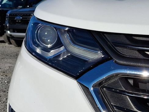 Used 2021 Chevrolet Equinox LS w/ LS Convenience Package image 10