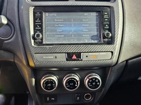 Used 2020 Mitsubishi Outlander Sport ES image 17