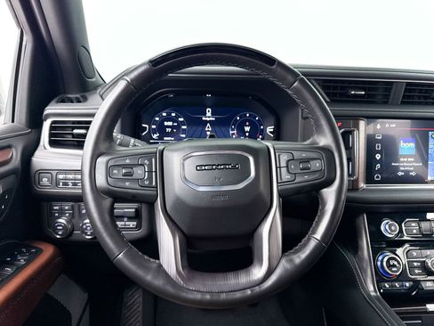 Used 2024 GMC Yukon Denali Ultimate AWD/4WD image 39