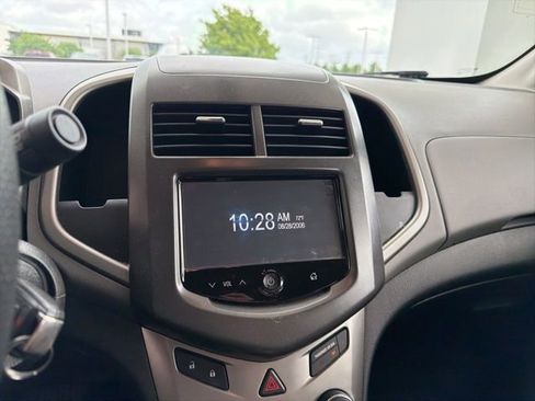 Used 2015 Chevrolet Sonic LT image 12