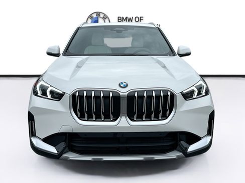 New 2026 BMW X1 xDrive28i w/ Convenience Package image 2