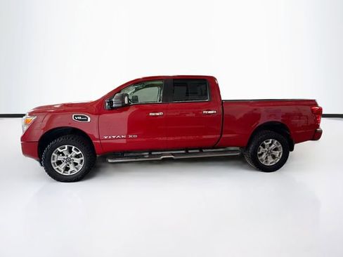 Used 2020 Nissan Titan SV w/ SV Convenience Package image 9