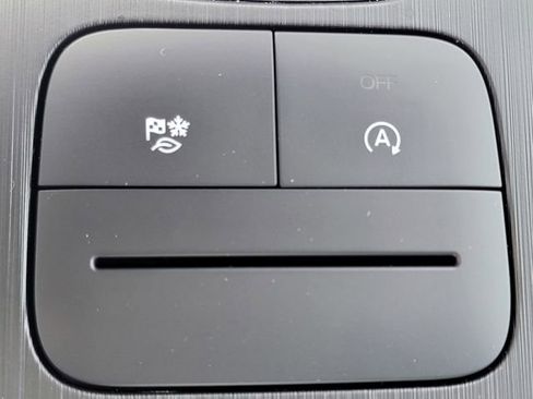 Certified 2025 Ford Escape Active FWD image 4