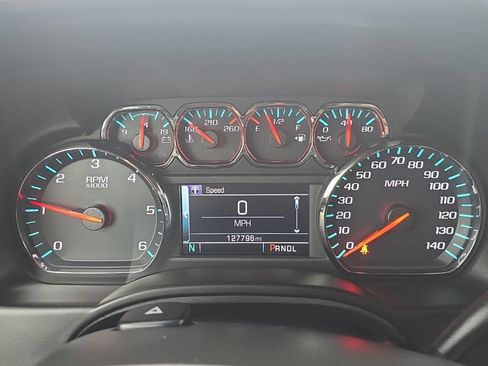 Used 2018 GMC Yukon SLT AWD/4WD image 36