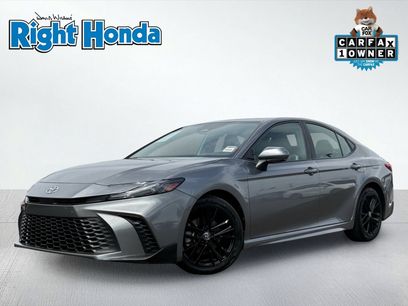 Used 2025 Toyota Camry SE