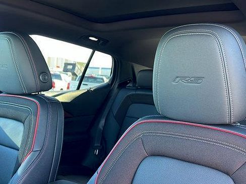 New 2026 Chevrolet Equinox EV RS image 18