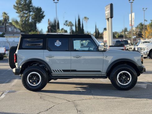 Certified 2021 Ford Bronco Outer Banks w/ Sasquatch Package image 8