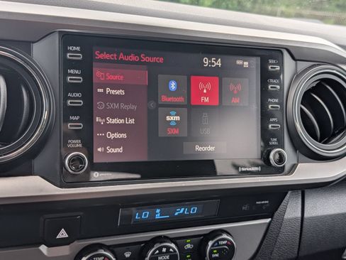 Used 2021 Toyota Tacoma SR5 w/ Trail Edition RWD image 10