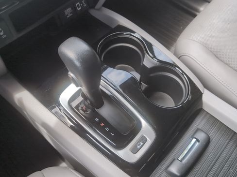 Used 2019 Honda Ridgeline RTL-E image 25