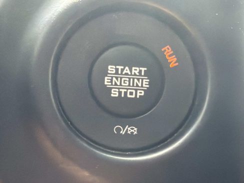 Used 2020 Jeep Wrangler Unlimited Sport S AWD/4WD image 24