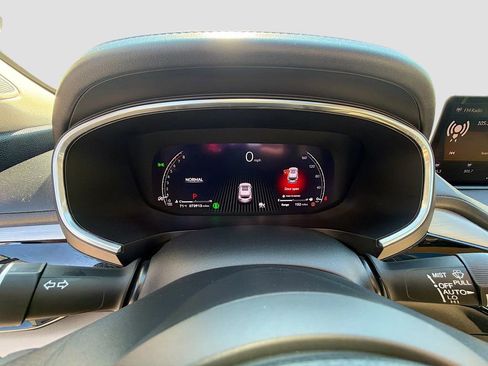 Used 2023 Acura MDX FWD w/ Technology Package image 40