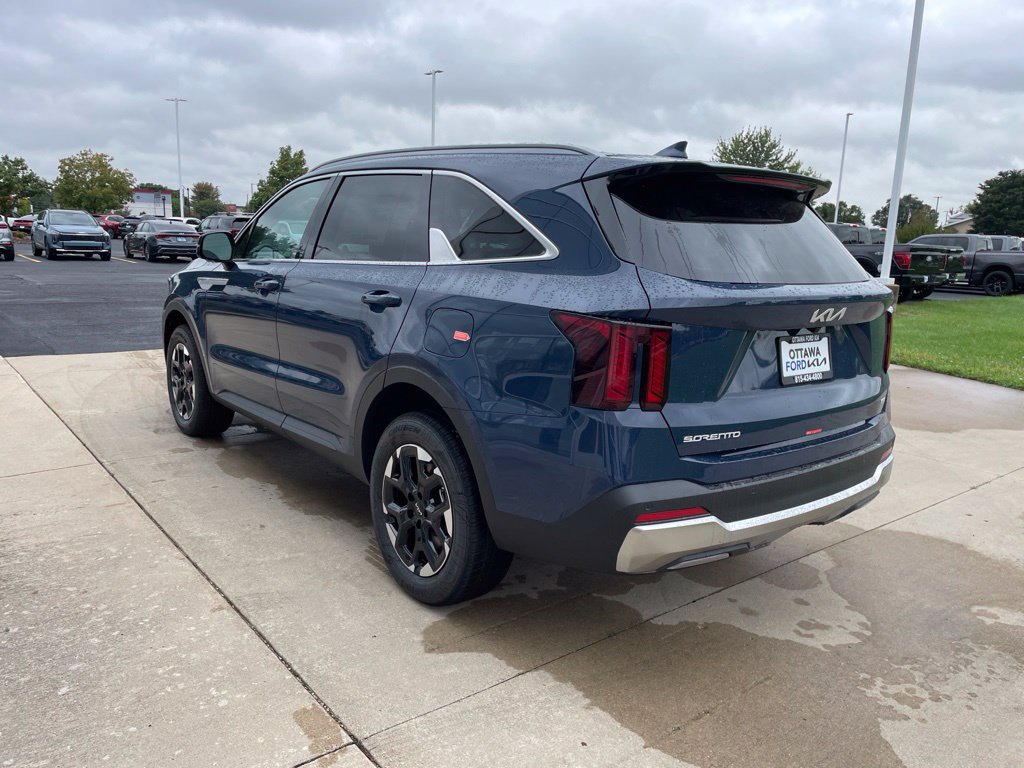 New 2026 Kia Sorento S AWD/4WD image 7