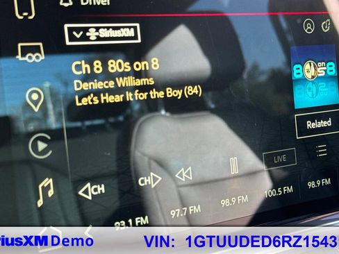 Certified 2024 GMC Sierra 1500 SLT image 32