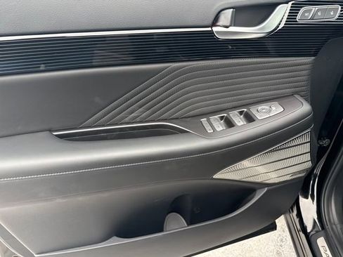 Used 2025 Hyundai Palisade Calligraphy image 13