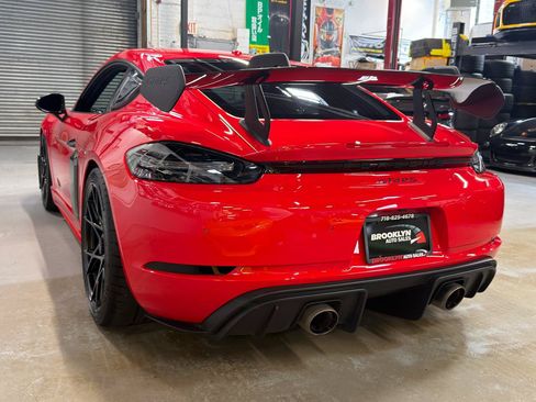 Used 2023 Porsche 718 Cayman GT4 RS RWD image 10
