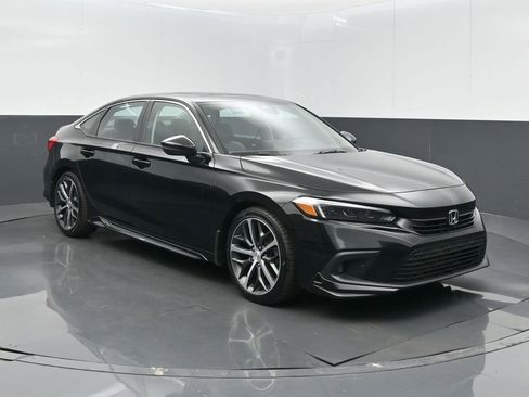 Used 2024 Honda Civic Touring image 1