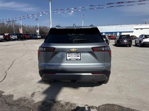 New 2026 Chevrolet Equinox LT image 4