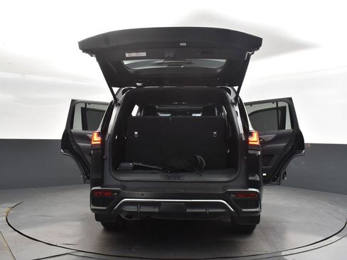 Used 2023 Lexus LX 600 F Sport image 51