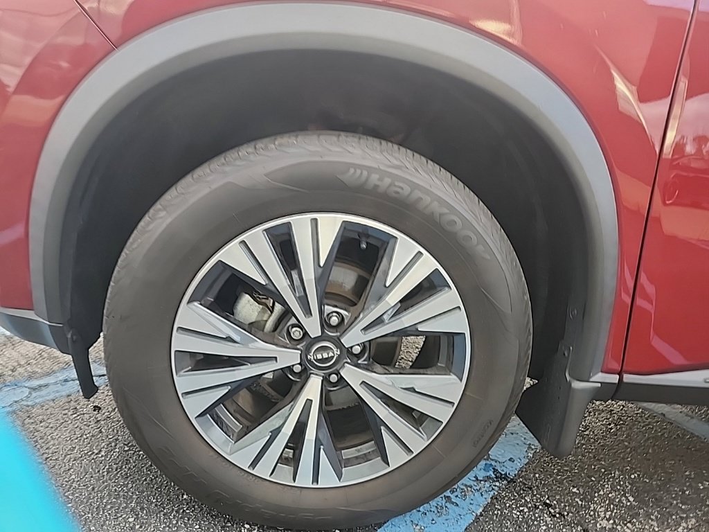 Used 2023 Nissan Rogue SV AWD/4WD image 10