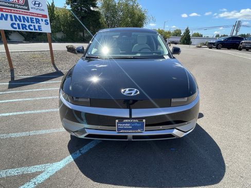 Certified 2024 Hyundai Ioniq 5 Limited AWD/4WD image 8