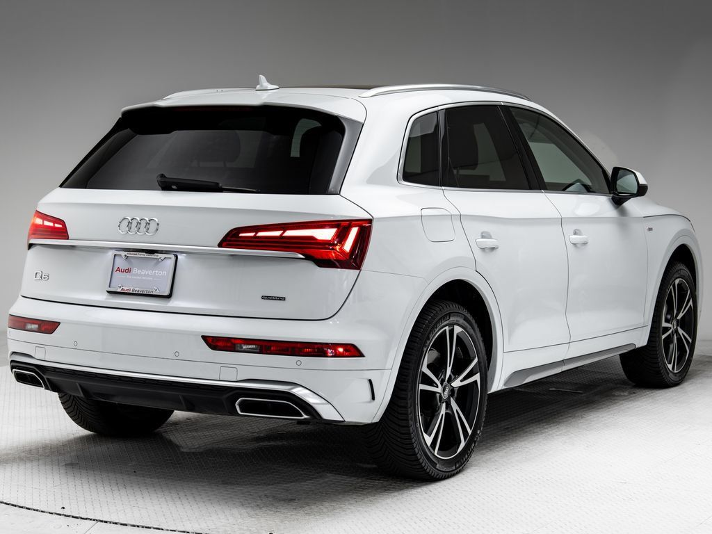 Used 2021 Audi Q5 e Premium Plus AWD/4WD image 29