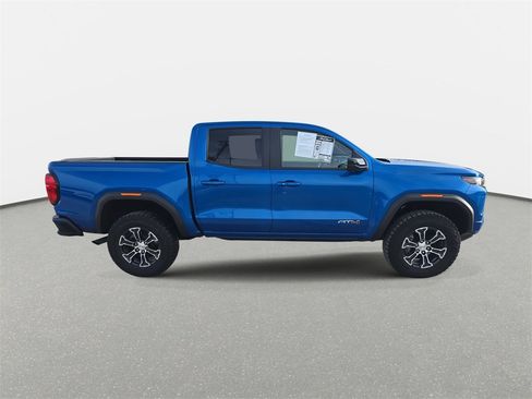 Used 2024 GMC Canyon AT4 w/ AT4 Premium Package image 4