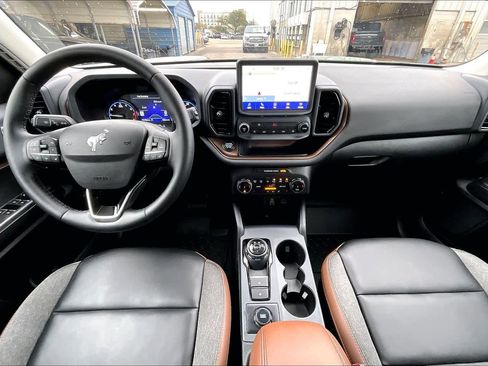 Certified 2024 Ford Bronco Sport Outer Banks w/ Tech Package image 16