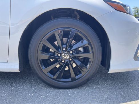 Used 2022 Toyota Camry LE FWD image 21