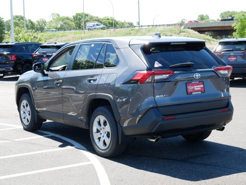 Certified 2023 Toyota RAV4 LE FWD image 5