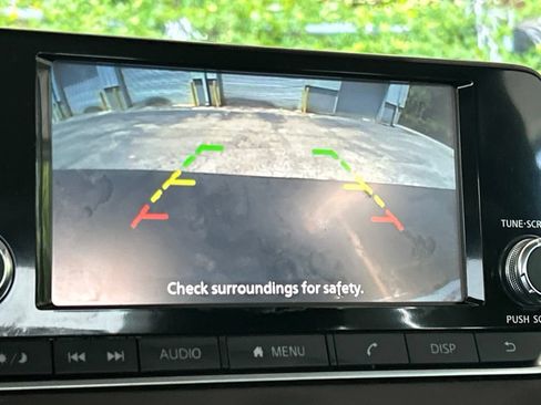 Certified 2025 Nissan Sentra S FWD image 31