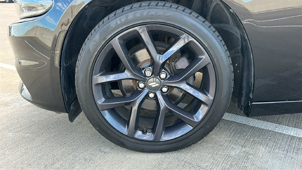 Used 2021 Dodge Charger SXT w/ Blacktop Package RWD image 7