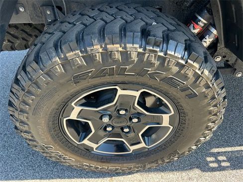 Used 2021 Jeep Gladiator Mojave image 17