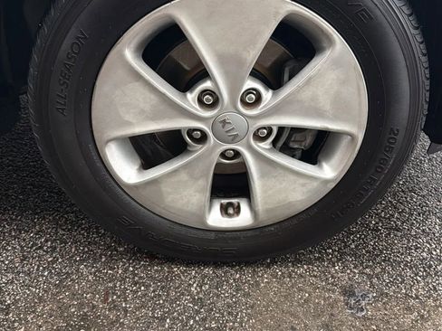 Used 2015 Kia Soul EV image 33