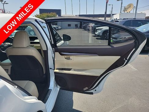 Used 2017 Lexus ES 350 w/ Premium Package FWD image 9
