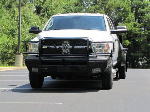 Used 2017 RAM 3500 Tradesman w/ Chrome Appearance Group AWD/4WD image 8