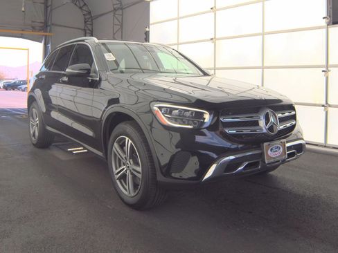 Used 2022 Mercedes-Benz GLC 300 w/ Premium Package Lite image 6