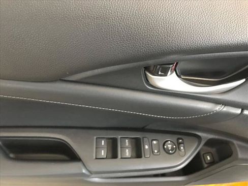 Used 2019 Honda Insight Touring image 14