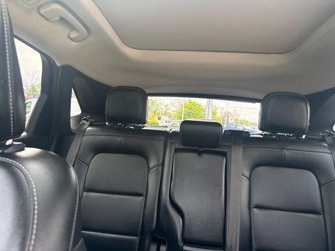 Used 2020 Ford Escape SEL AWD/4WD image 40