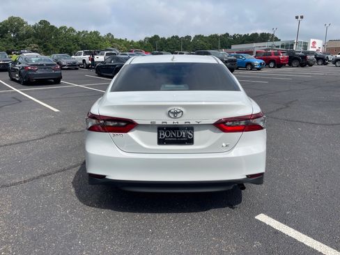 Used 2024 Toyota Camry LE FWD image 15