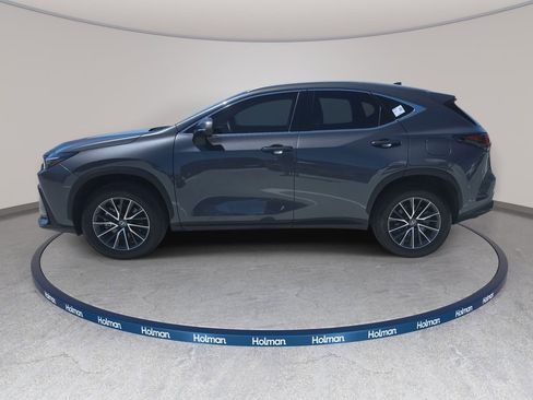 Used 2024 Lexus NX 250 FWD w/ Towing Package (2000 Lbs) image 9