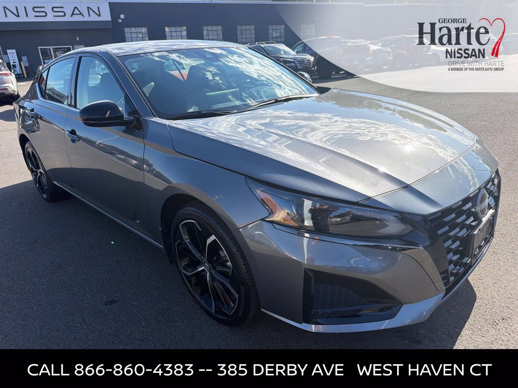 Certified 2025 Nissan Altima 2.5 SR AWD/4WD image 3