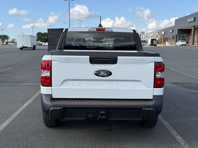 New 2025 Ford Maverick XL w/ Equipment Group 101A
