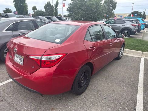 Used 2014 Toyota Corolla LE FWD image 4